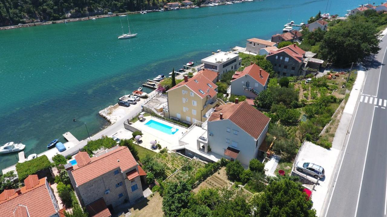 Apartments Pralas Mokošica Eksteriør bilde
