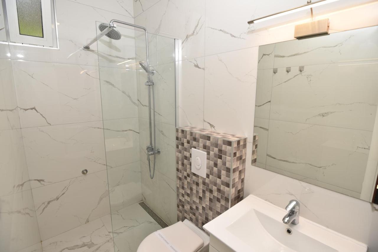 Apartments Pralas Mokošica Eksteriør bilde