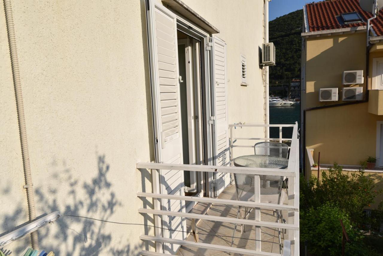 Apartments Pralas Mokošica Eksteriør bilde