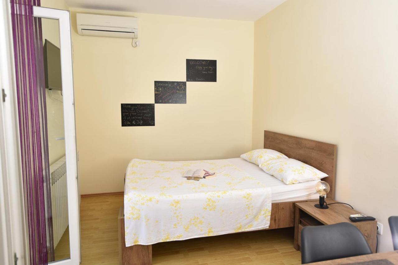Apartments Pralas Mokošica Eksteriør bilde
