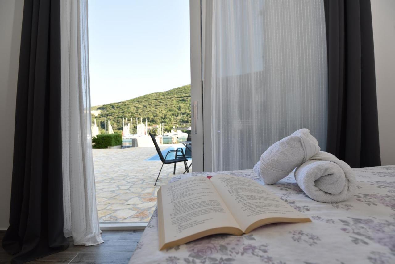 Apartments Pralas Mokošica Eksteriør bilde