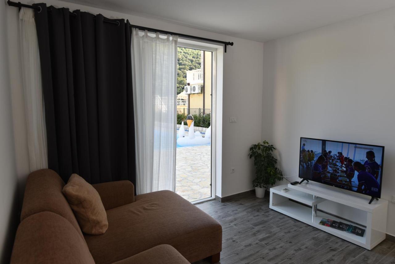 Apartments Pralas Mokošica Eksteriør bilde