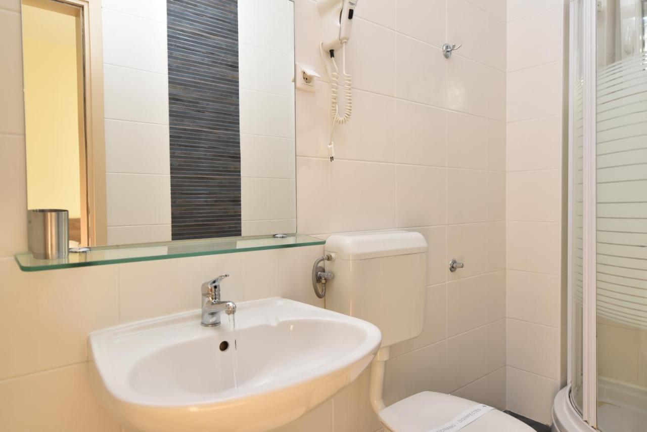 Apartments Pralas Mokošica Eksteriør bilde