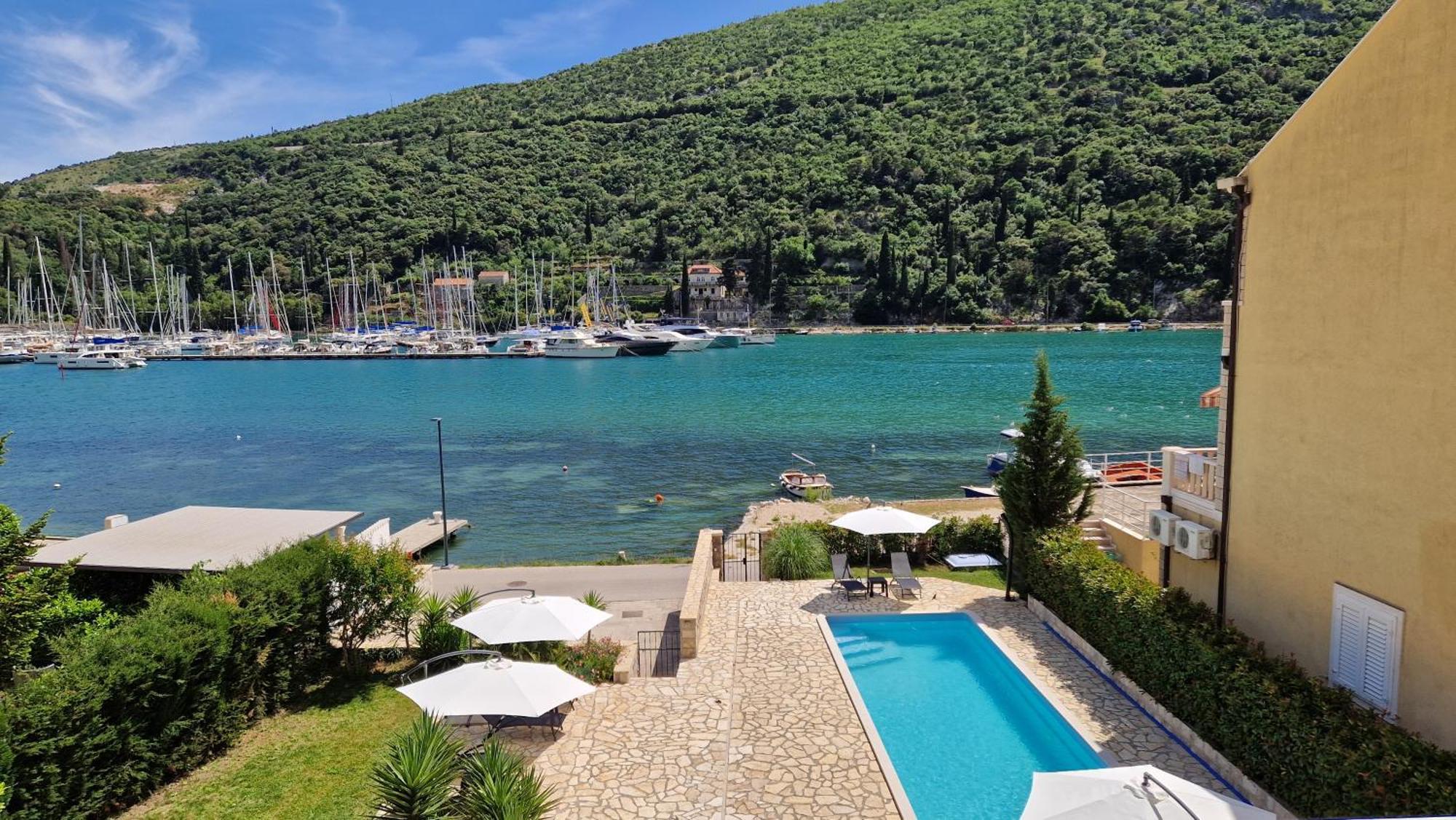 Apartments Pralas Mokošica Eksteriør bilde